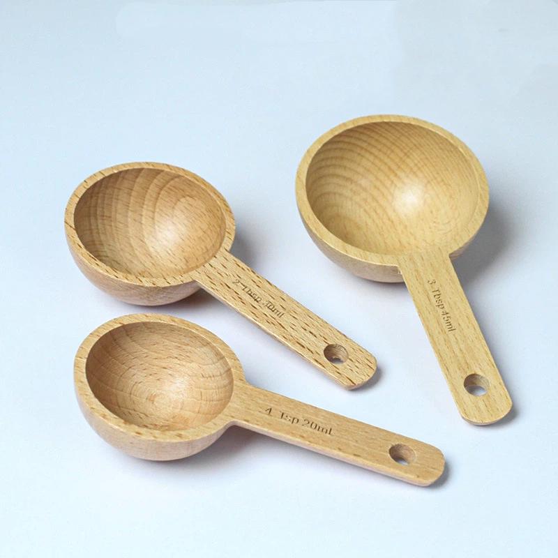 木製計量スプーン 7.5-45ML ポータブル ブナ材/クル - Kitchen Gadgets For Gifts のレビューと価格