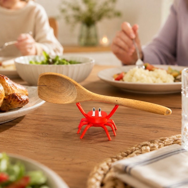 赤いカニのスプーン置き、かわいいカニ型のキッチンカウンター用 - Kitchen Gadgets For Gifts のレビューと価格